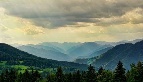 Zakopane z dala od tłumów – odkryj mniej znane szlaki i atrakcje